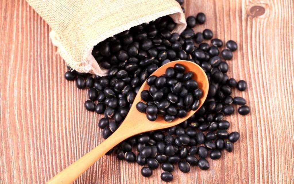 Foods That Start With The Letter B Black beans